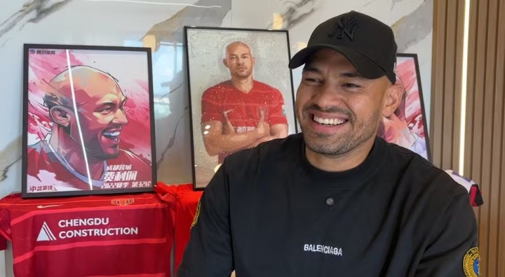 Leyu-入籍中国？33岁蓉城外援费利佩：我会考虑这事，但足协还没有找我